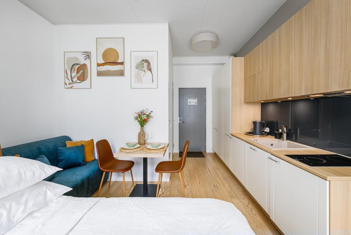Stylish Near Old Town Apartment